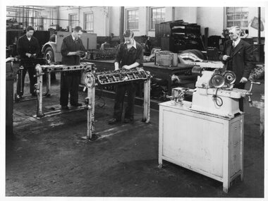 Photograph - Set of 6 Black & White Photograph/s, Sutcliffe Pty Ltd, c1940