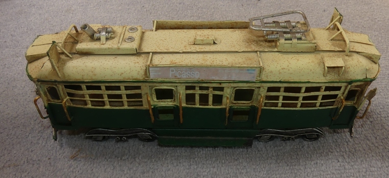 Model wide body W class tram,