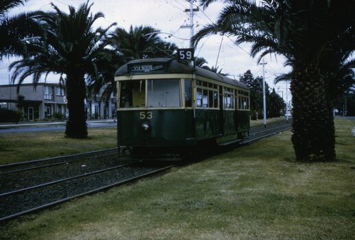 Tram VR 53 in Mt Alexander Road North Essendon