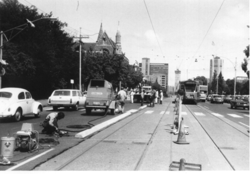 Nicholson St barrier installation, Carlton Gardens area - Z9