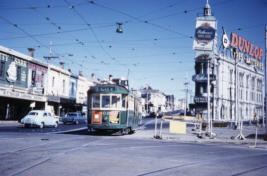 L 102 St Kilda Junction