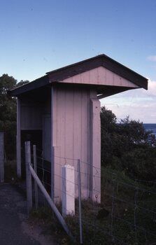 VR Tram shelter - Esplanade Brighton Beach