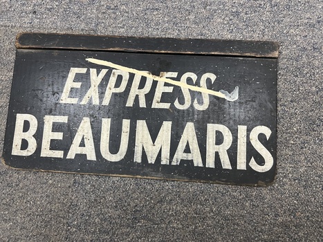  Title Sign - Beumaris - Express 