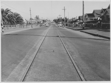 Single track Nicholson St, East Coburg