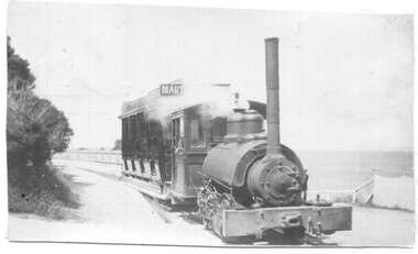 Sorrento tram at the Back Beach