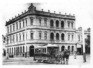 Horse Tram 30 Riversdale Hotel