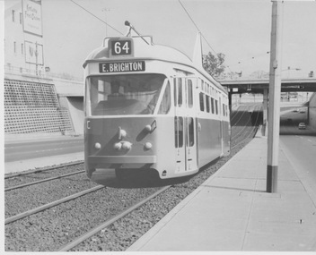 Simulation of tram resembling PCC 1041 on Queens Way, St Kilda