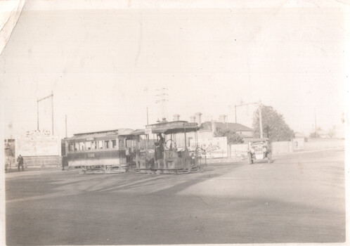 Queens Parade Clifton Hill - cable tram set