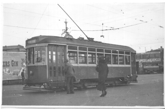 X1 459 Elsternwick Station