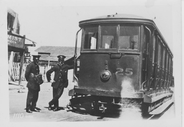 VR tram 25