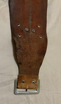 Conductor's bag waist strap - buckle and rivetting