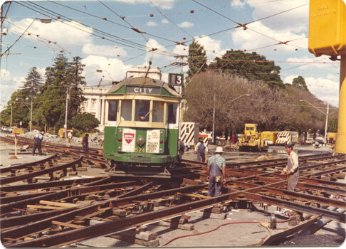  524_CarlisleSt_BrightonRd-relay_NormCross