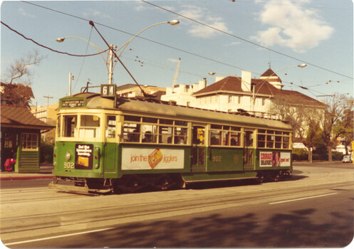 Tram 902 St Kilda Road and High St.