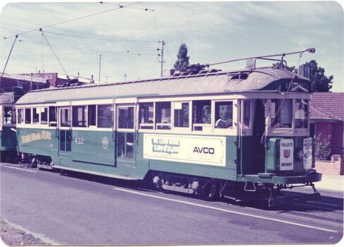 Tram 432 Turganini Road