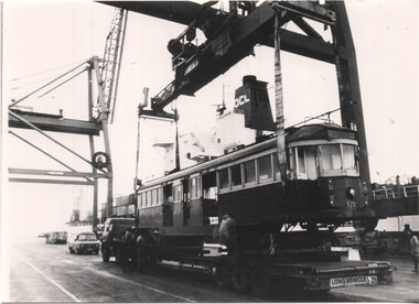Arrival of tram 520 in London 2
