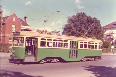 Y1 class 613 Commercial Road