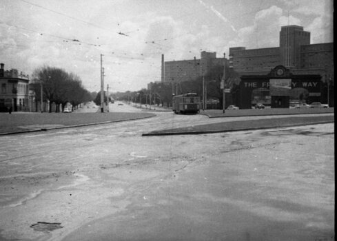 Haymarket gates and Flemington Road - W5 763