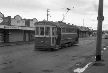 MMTB Tram T class 181 at Williamstown Road terminus, Yarraville
