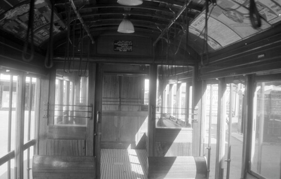 VR Tram interior - drop centre car