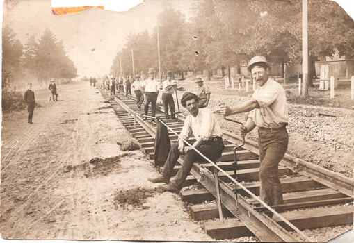 PMTT Building track Dandenong Road