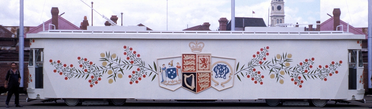 MMTB tram 980 decorated for Royal Visit - part repaired small
