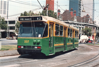 The Met A class 237 St Vincents Plaza