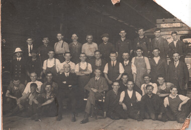 Group photo - Malvern or Kew Depot - running sheds et al staff.