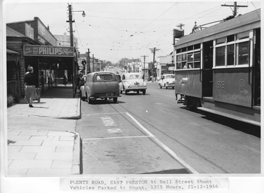 W6 class 979 in Plenty Road