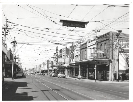 Glenferrie Road, Malvern Depot entrance looking south