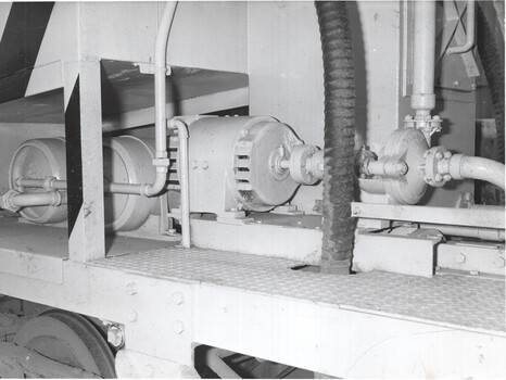 Vacuum cleaner car No. 6 - equipment - 4