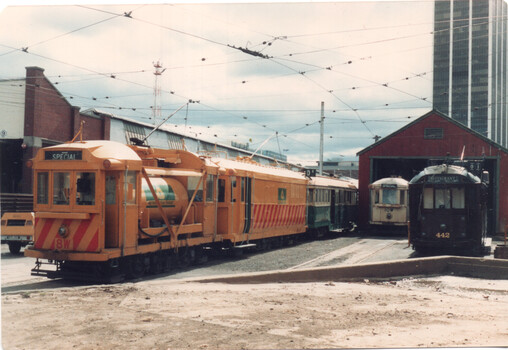 South Melbourne per way yard and tram 8W - c1984