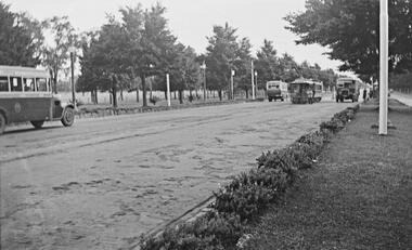 Cable tram - bus changeover - Royal Parade