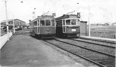 SW6.881 and W5.784 at Essendon Aerodrome, AETA 40 Mile Tour, 15 February 1947