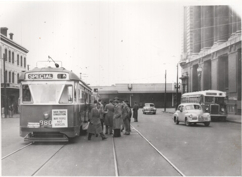 AETA Tour - opening of Bourke St - tram 980