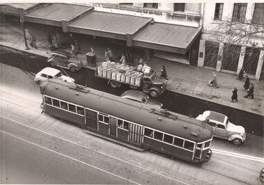 Collins St near Swanston St - traffic issues -2