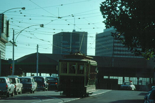 Tram V 214 at Princes Bridge - 3