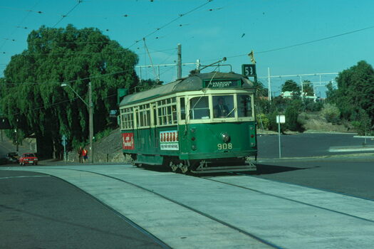 Elizabeth St route 59 operations - 9