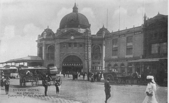 Flinders Street Station main entrance