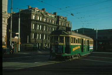 W2 629 turning from Spencer St into Collins St.