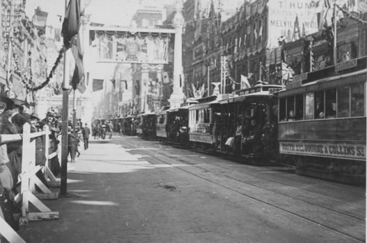 Collins St cable tram lineup