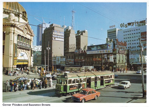 Flindrs St and Swanston St