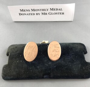 Decorative object - Badge, Heidelberg Golf Club, Monthly medals