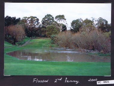 Photograph, Flooded 2nd fairway 2000: Heidelberg Golf Club, 2000