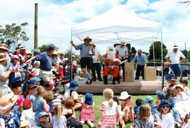 Photograph, Faye Lamb, Christmas picnics at Heidelberg Golf Club - Santa distributing gifts, 1990