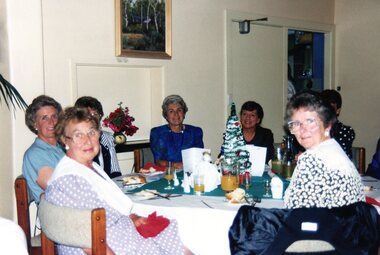 Photograph, Faye Lamb, Heidelberg Golf Club: Ladies' Christmas celebrations 1990, 1990