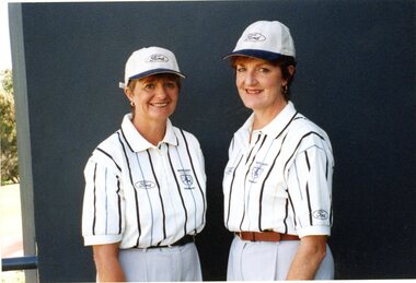 Photograph, Heidelberg Golf Club: Pennant caddies, Unknown,  1990s?