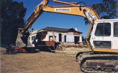 Photograph, Heidelberg Golf Club: Clubhouse renovations 1997-98 - starting earthworks, 1997