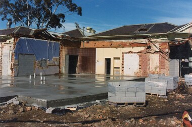 Photograph, Heidelberg Golf Club: Clubhouse renovations 1997-98 - concrete slab for new Pro Shop, 1997