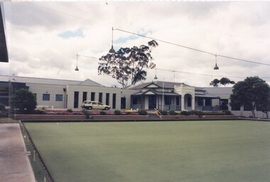 Photograph, Heidelberg Golf Club: Clubhouse renovations 1997-98 - Main entrance looking across bowling green, 1997