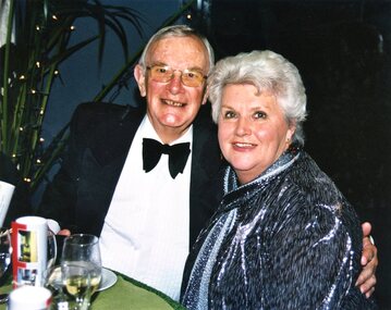 Photograph, Heidelberg Golf Club, Heidelberg Golf Club: 75th anniversary dinner - HGC members, 16/08/2003